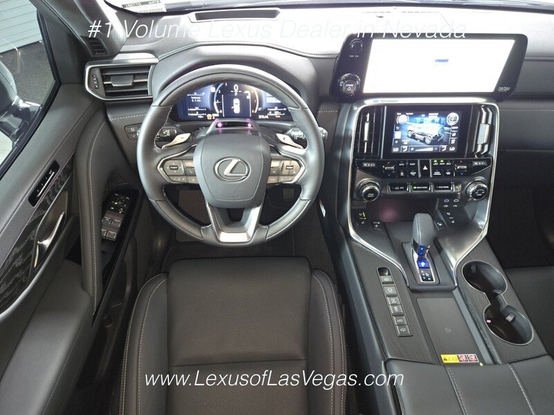 2026 Lexus LX 700h Luxury - Photo 13