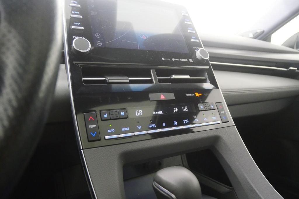 Used 2019 Harbor Gray Metallic Toyota XLE image 23