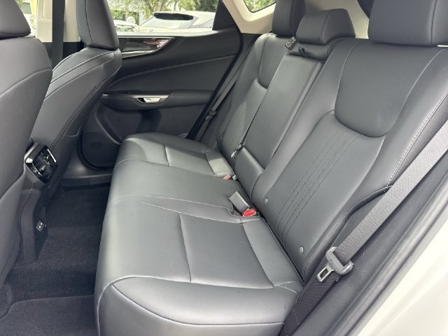 2025 Lexus NX 250 - Photo 23