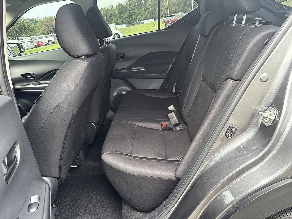 Certified Used 2024 Gun Metallic Nissan S image 16