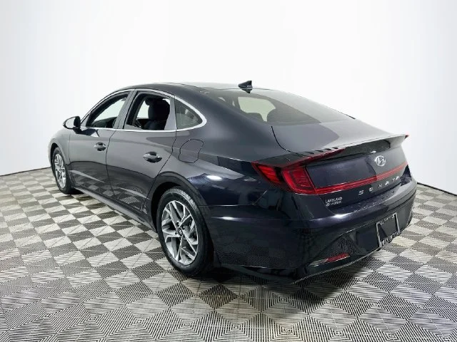 Certified Used 2023 Blue Hyundai SEL image 5