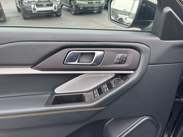 New 2026 Agate Black Metallic Ford Tremor® image 14