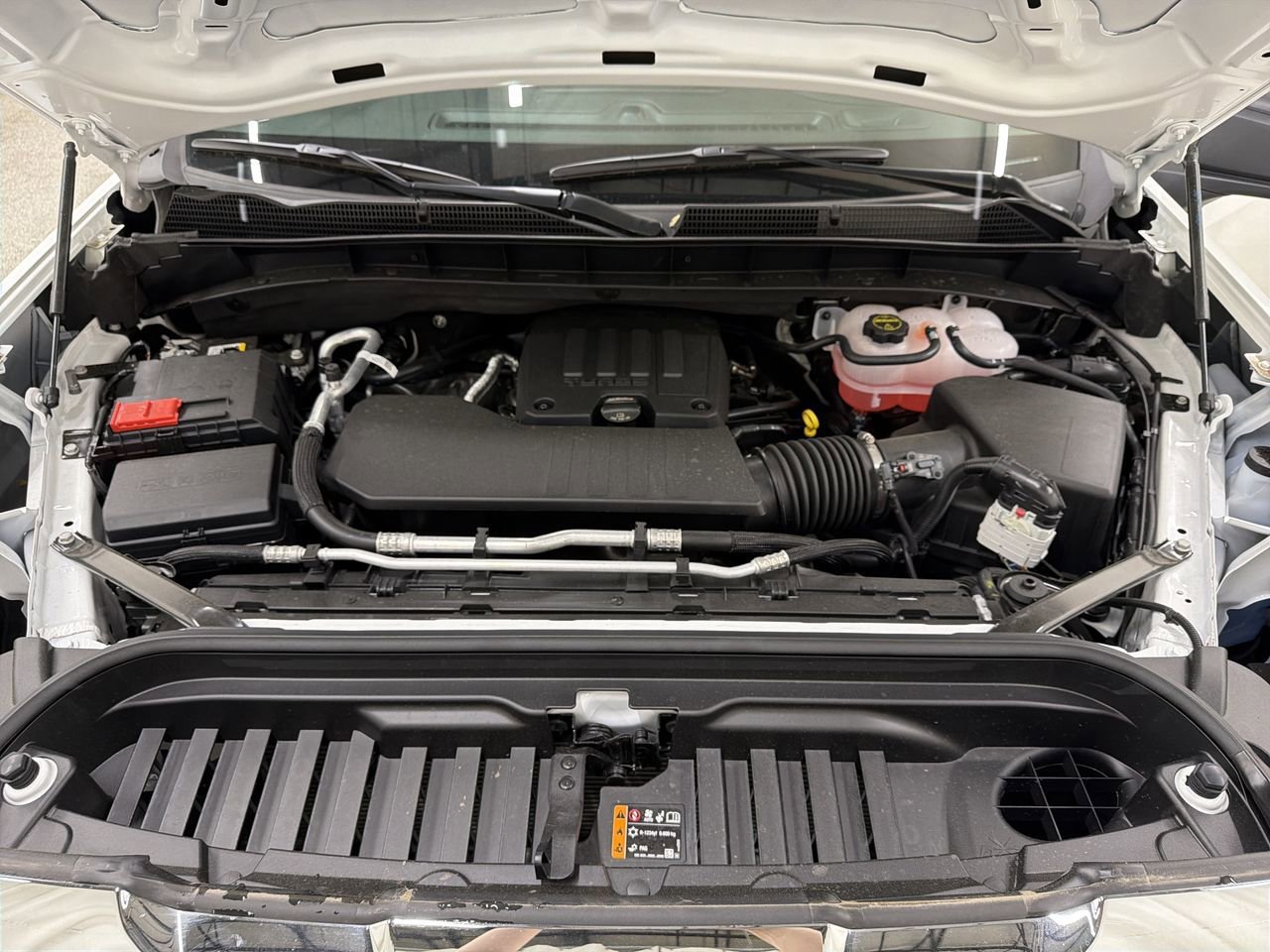 New 2026 Summit White GMC Pro image 11