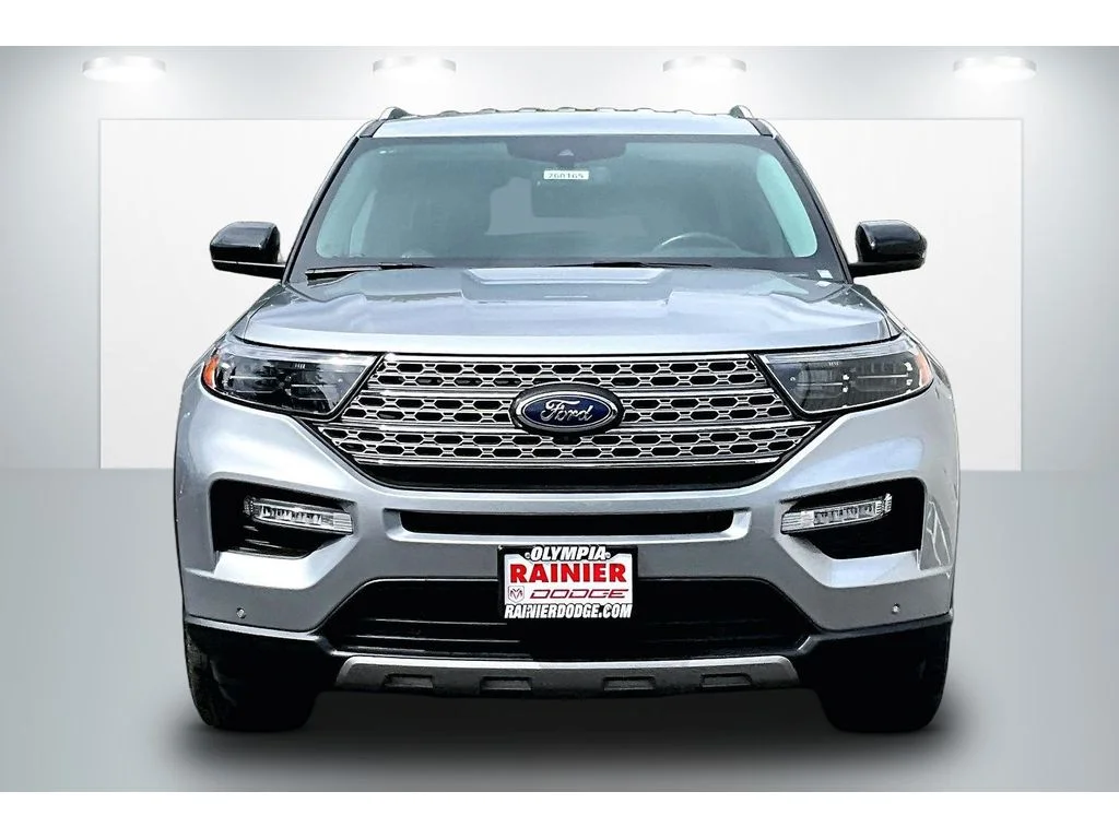 Used 2023 Iconic Silver Metallic Ford Limited image 3