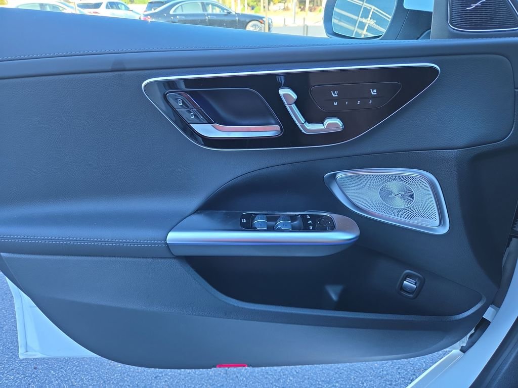 New 2026 White Mercedes-Benz C 300 image 19