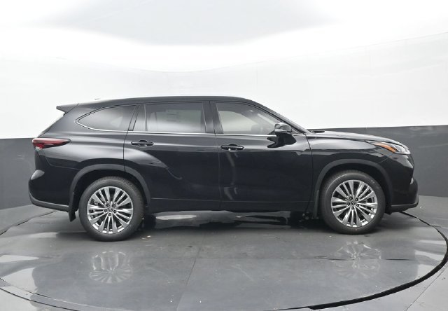 New 2026 Midnight Black Metallic Toyota Platinum image 2