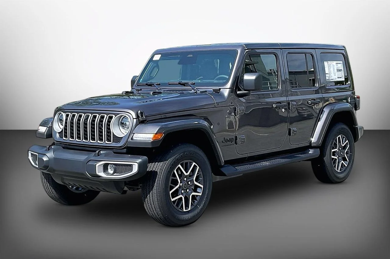 New 2026 Granite Crystal Metallic Clear-Coat Exterior Paint Jeep Sahara image 4