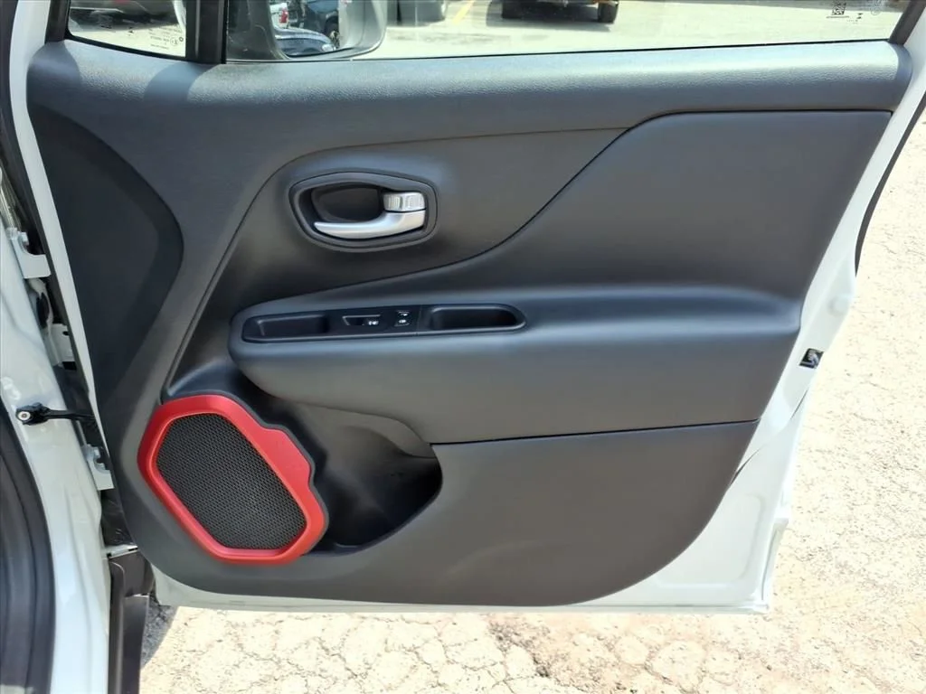 Certified Used 2023 White Jeep Trailhawk image 31