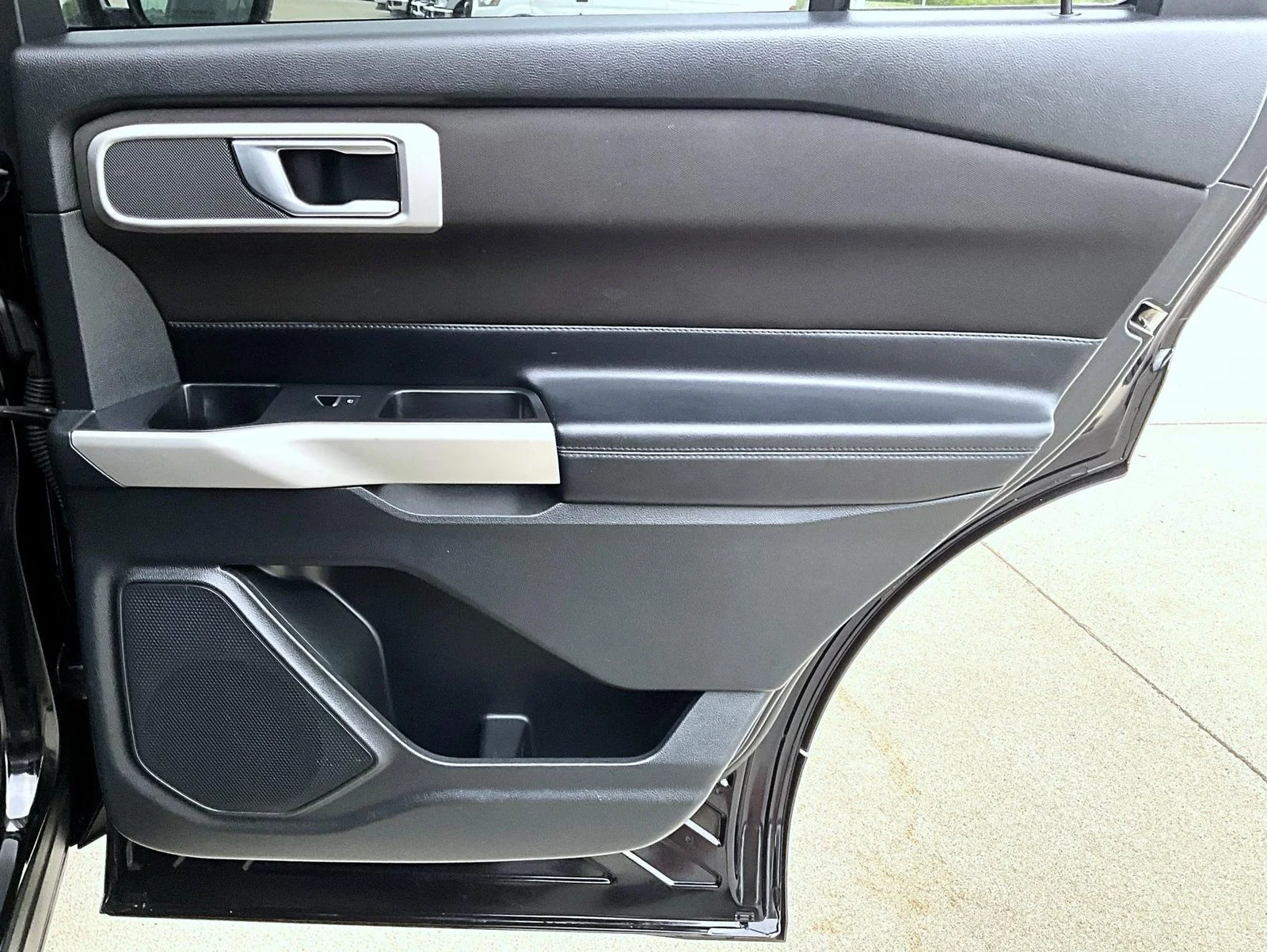 Used 2020 Black Ford XLT image 18