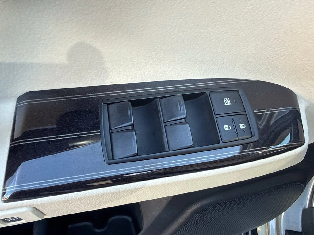 Used 2021  Lexus GX 460 Premium image 30