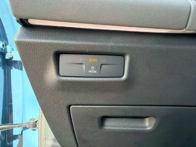 New 2026 Blue Volkswagen SE image 28