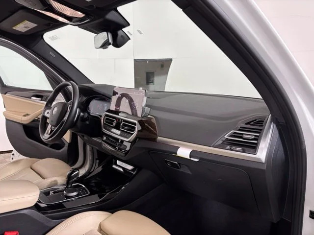 Used 2023 Alpine White BMW xDrive30i image 22