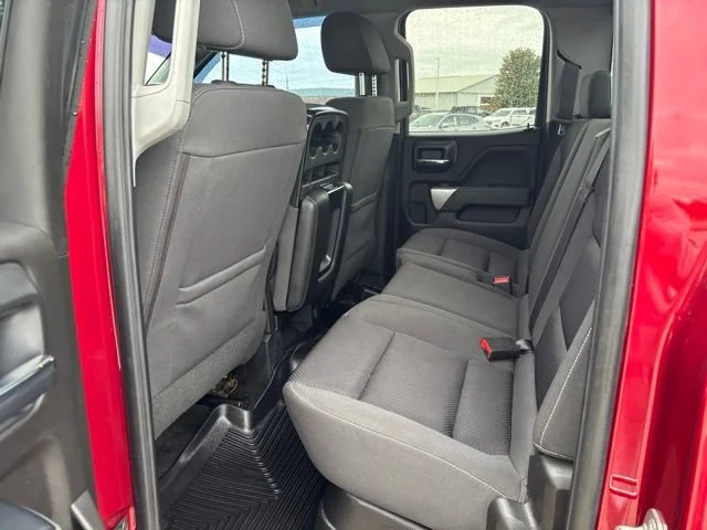 Used 2018 CAJUN RED TINTCOAT Chevrolet LT image 35