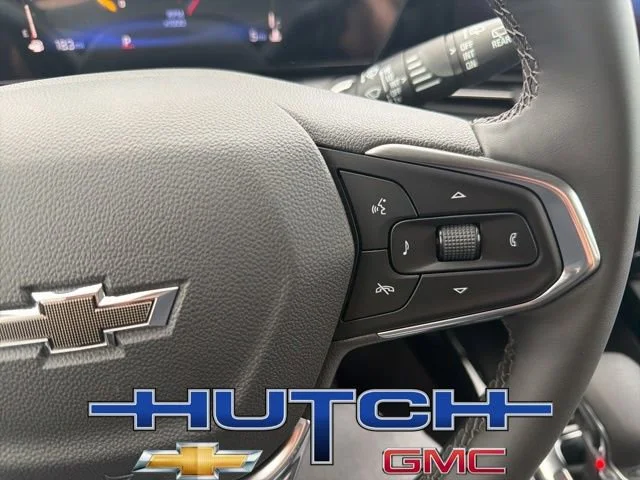 New 2026 Mosaic Black Metallic Chevrolet ACTIV image 26