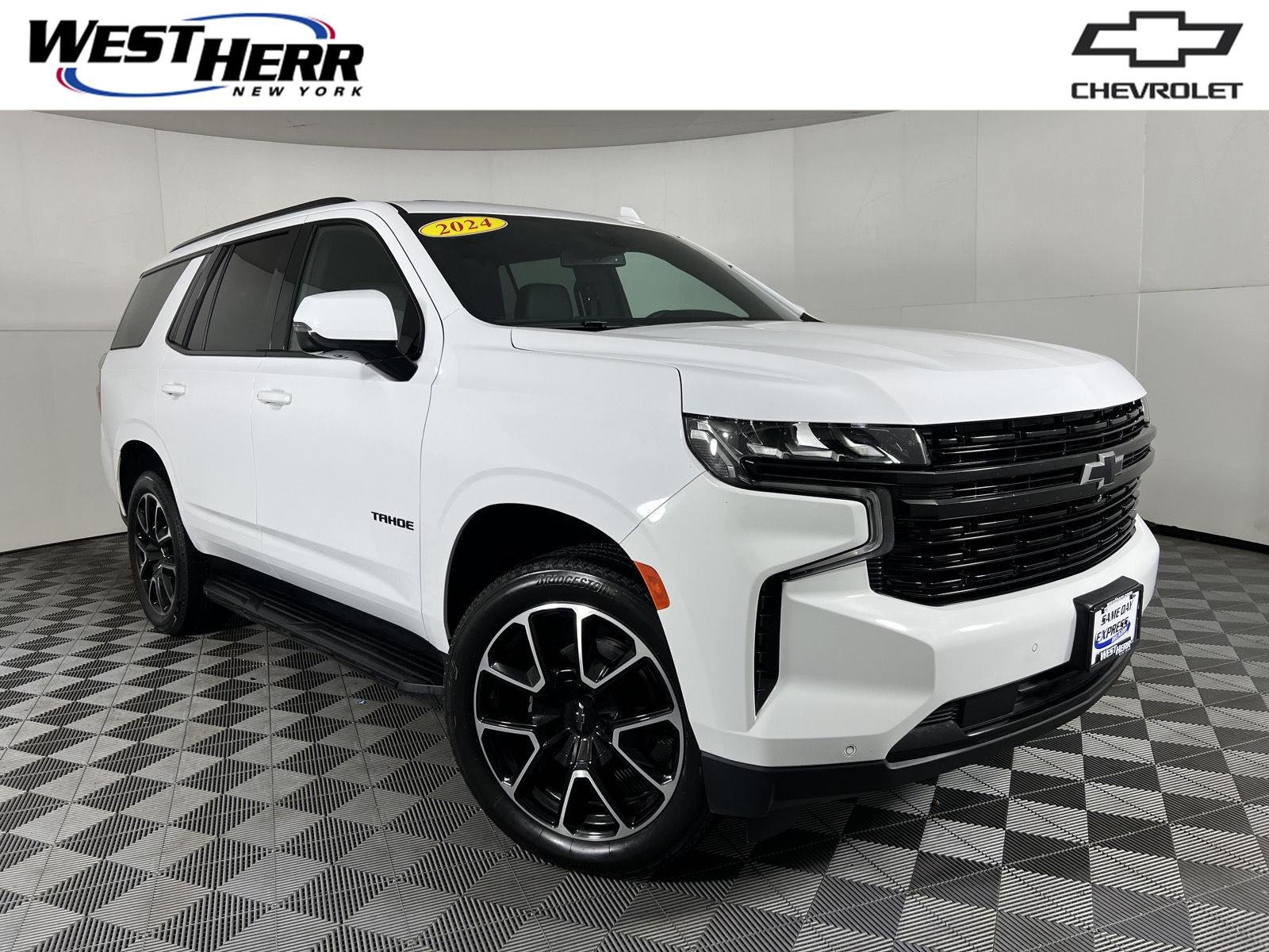 Used 2024 Summit White Chevrolet RST image 1