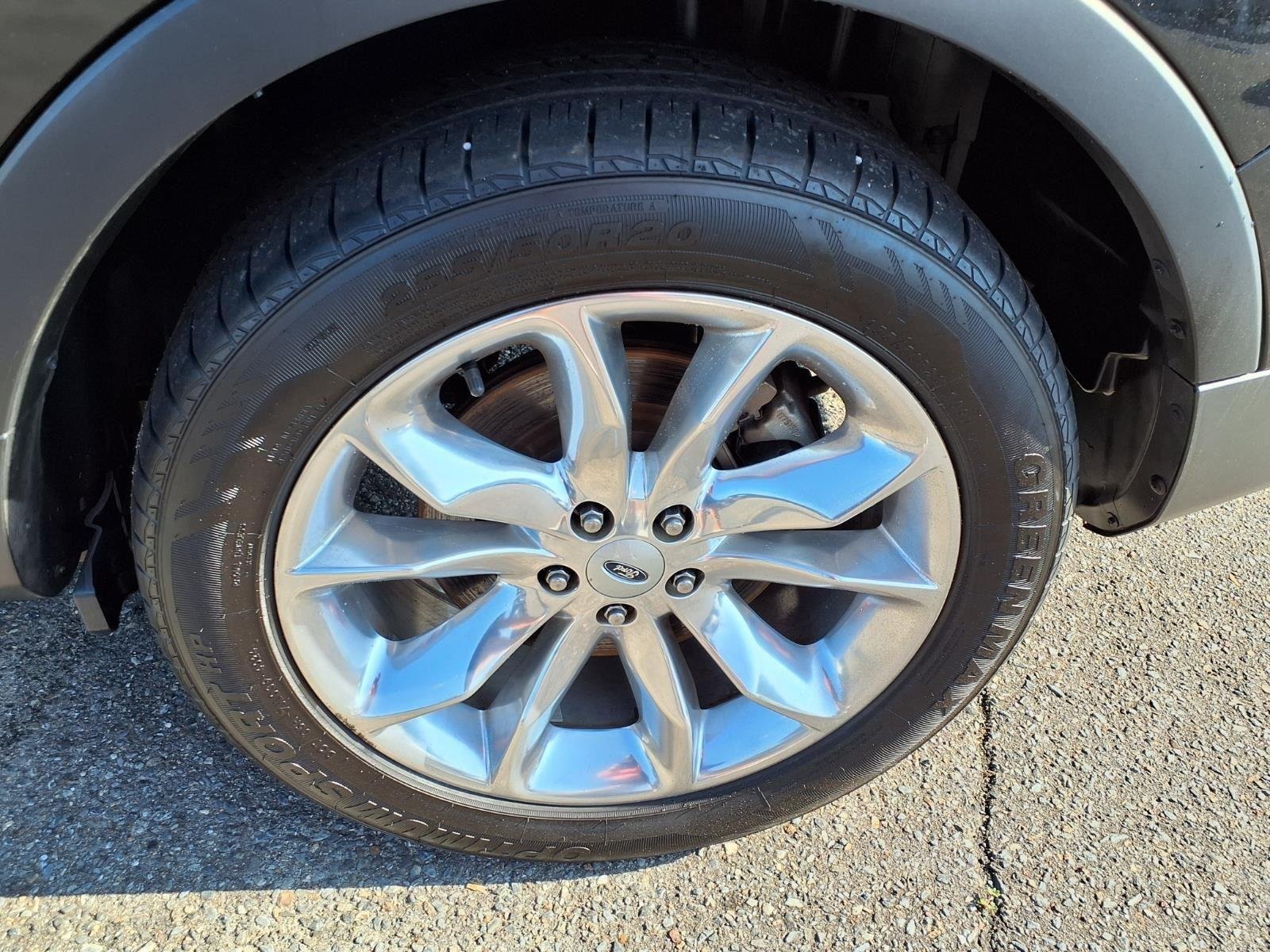 Used 2015 White Platinum Metallic Tri-Coat Ford XLT image 11