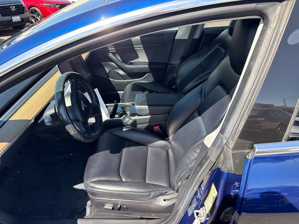 Used 2018 Blue Tesla Long Range image 12