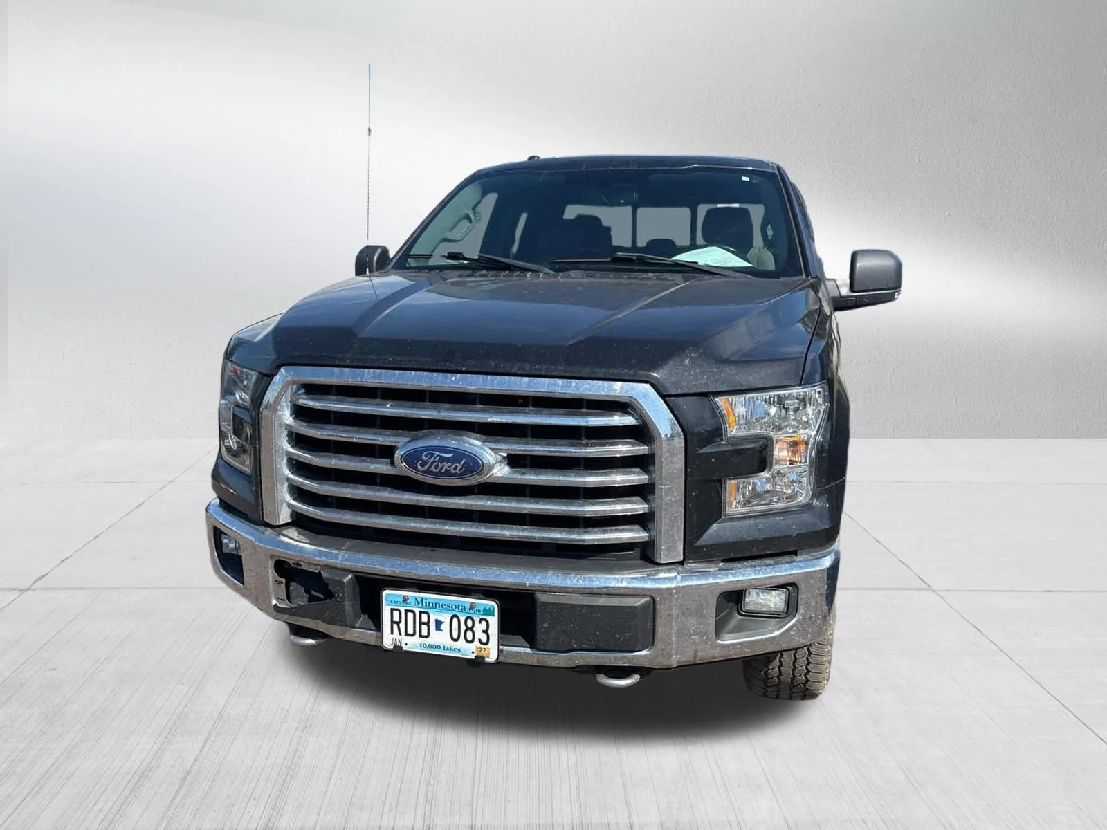 Used 2015 Tuxedo Black Metallic Ford Lariat image 4