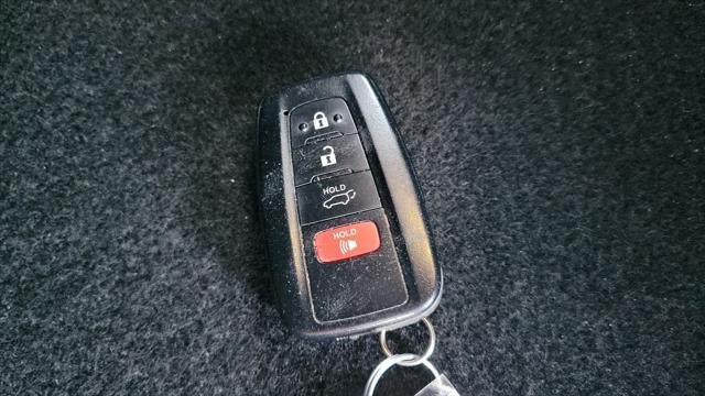 Certified Used 2023 SILVER SKY METALLIC Toyota  image 29