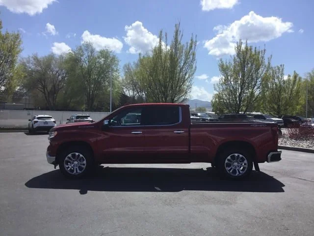 2025 Chevrolet Silverado 1500 LTZ - Photo 9