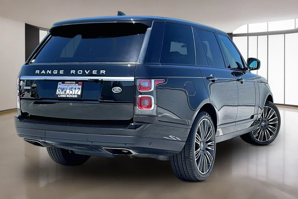 Used 2019 Black Land Rover 5.0L V8 Supercharged image 6