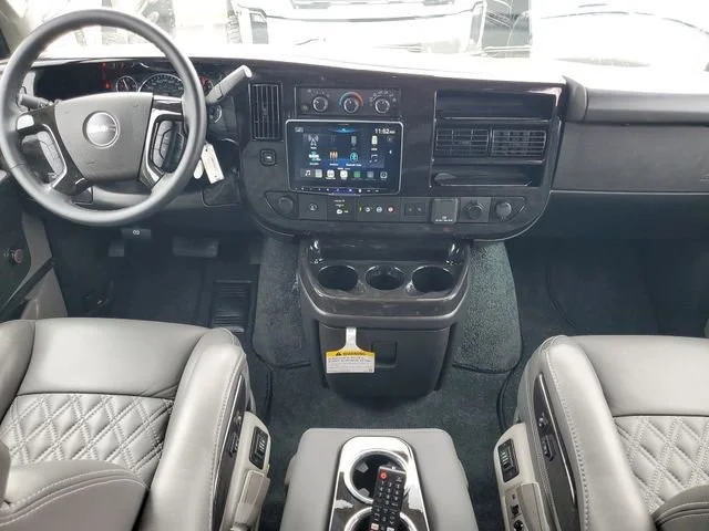 Used 2024 Onyx Black GMC Work Van image 28