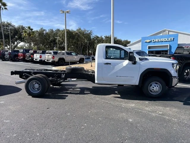 New 2026 Summit White GMC Pro image 3