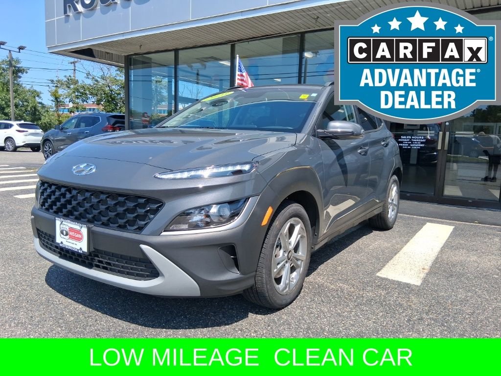 Used 2023 Gray Hyundai SEL image 4