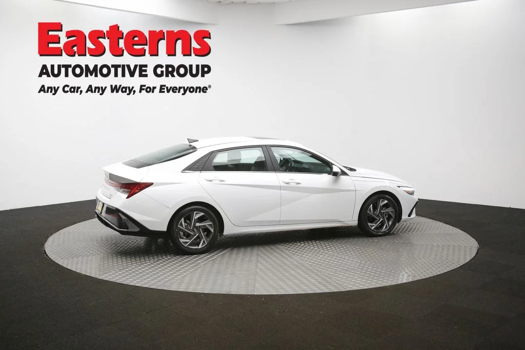 Used 2024 White Hyundai Limited image 43