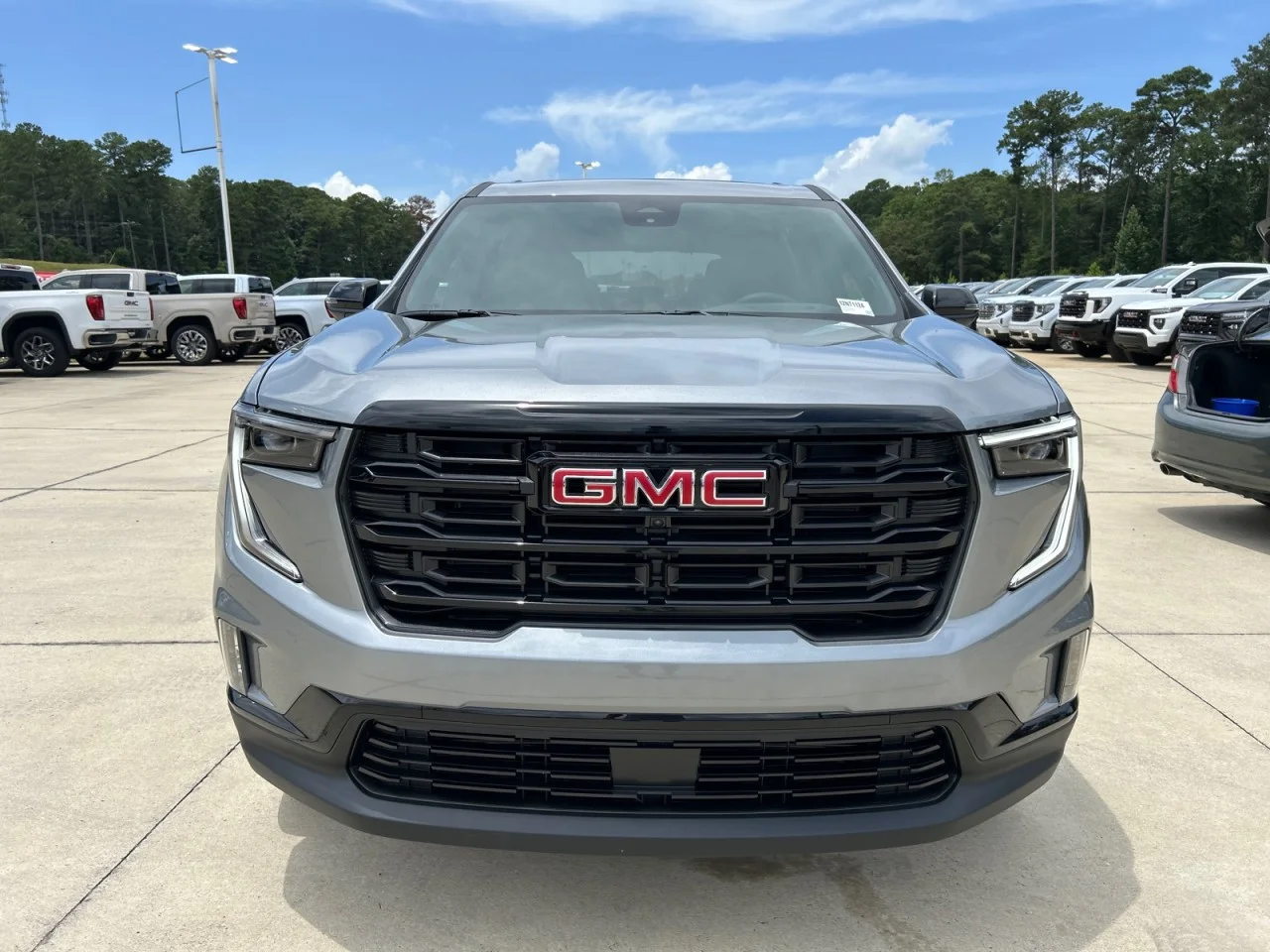 New 2026 Sterling Metallic GMC Elevation image 5