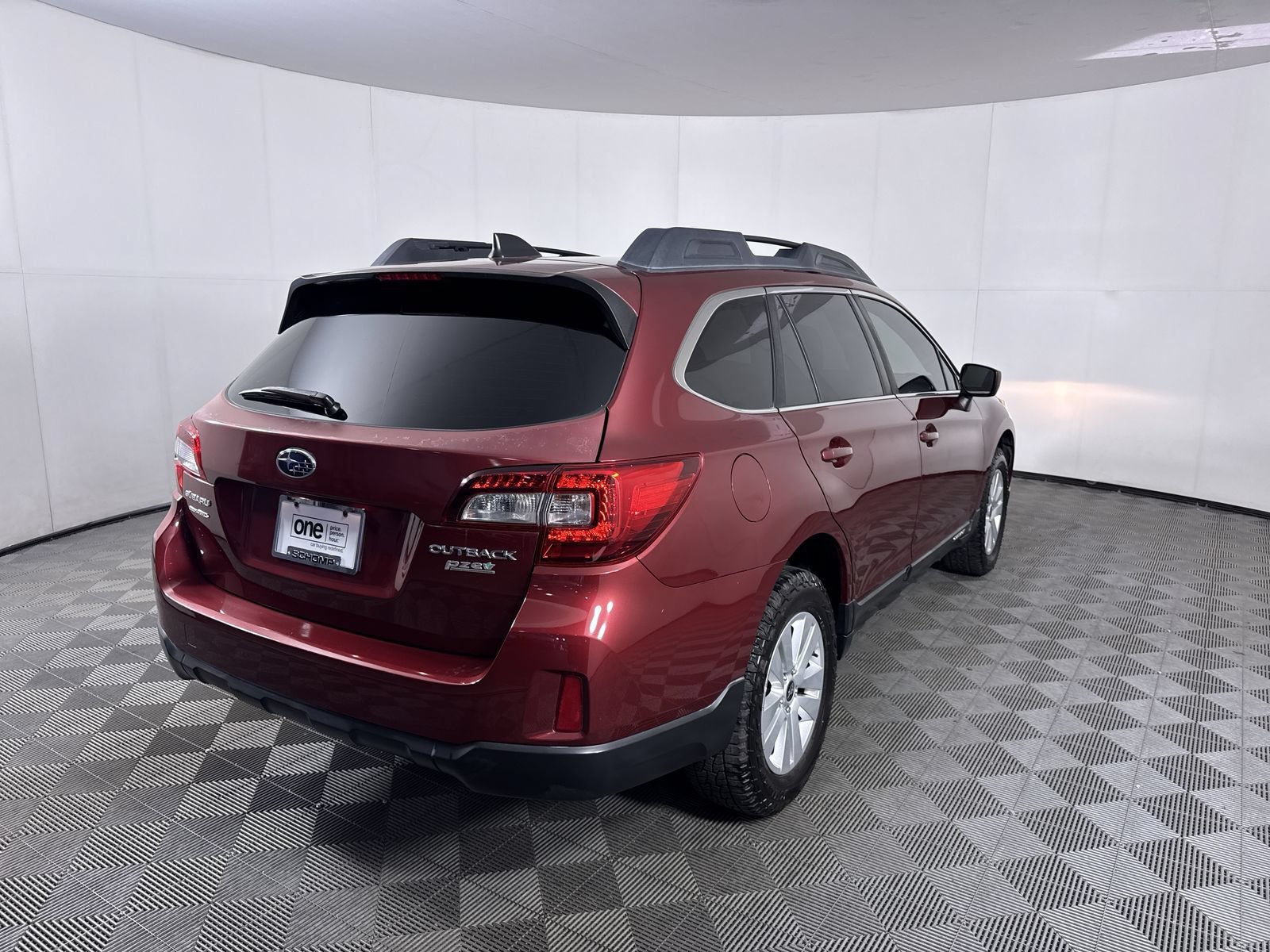 Used 2017 Venetian Red Pearl Subaru Premium image 23