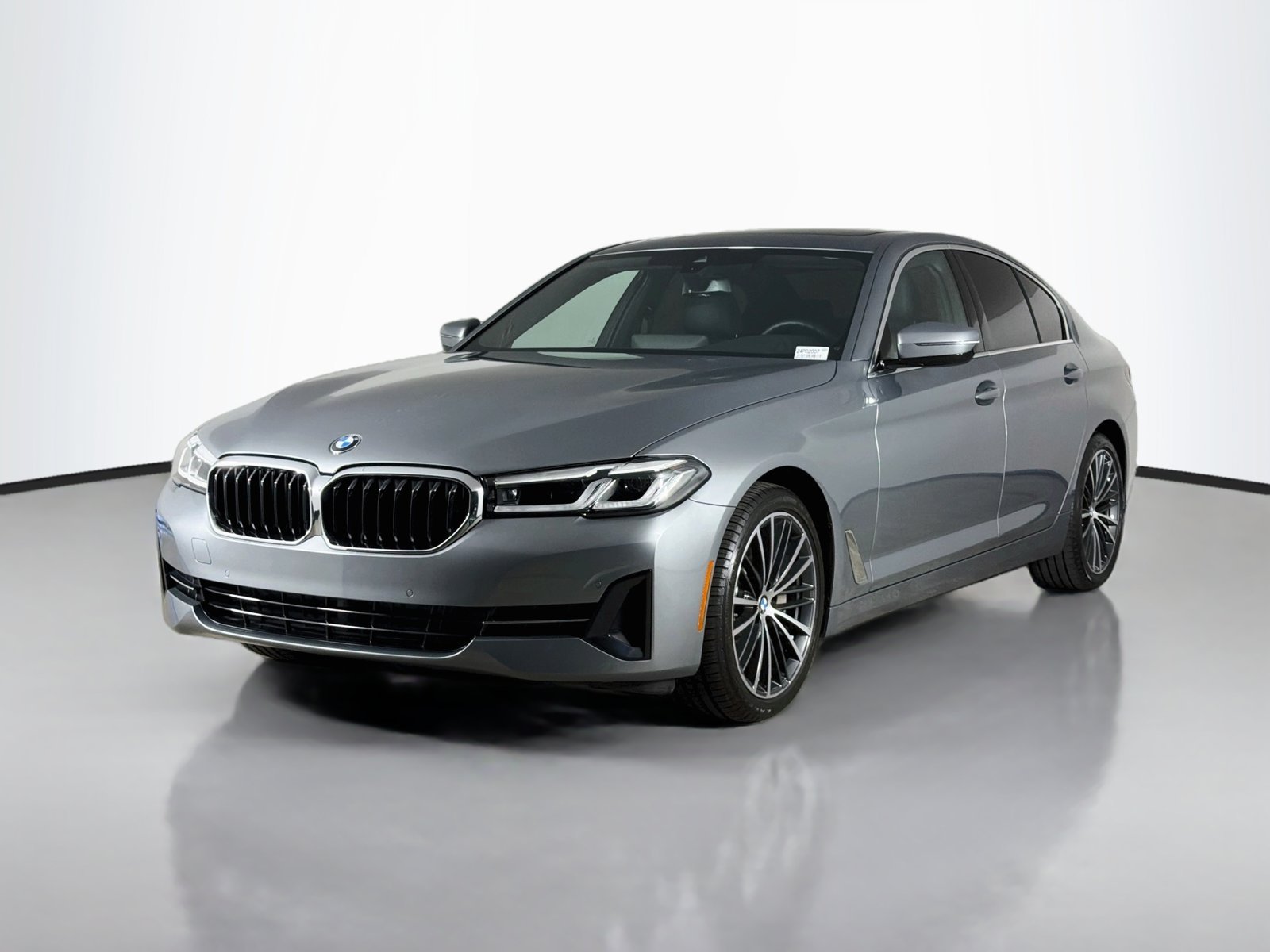 Certified Used 2023 Skyscraper Grey Metallic BMW 530i image 3