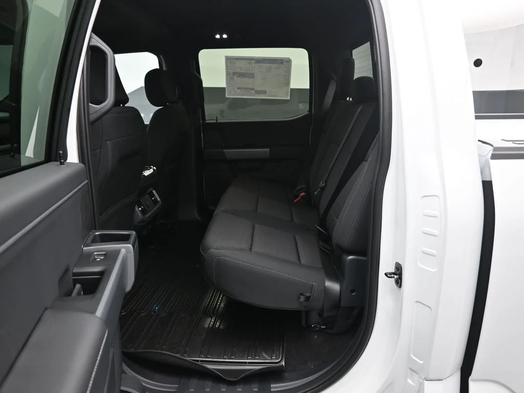 New 2026 Oxford White Ford XLT image 20