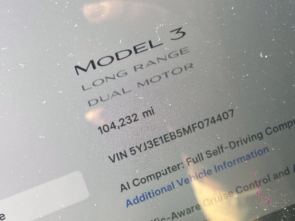 Used 2021 White Tesla Long Range image 1