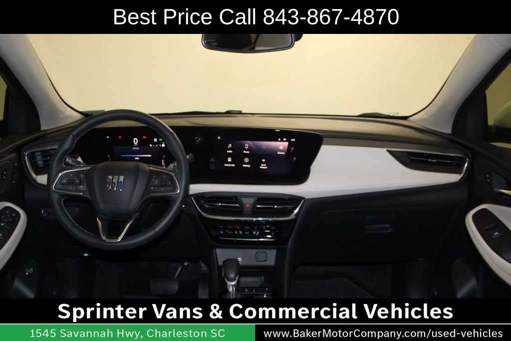 Used 2025 White Frost Buick Avenir image 31