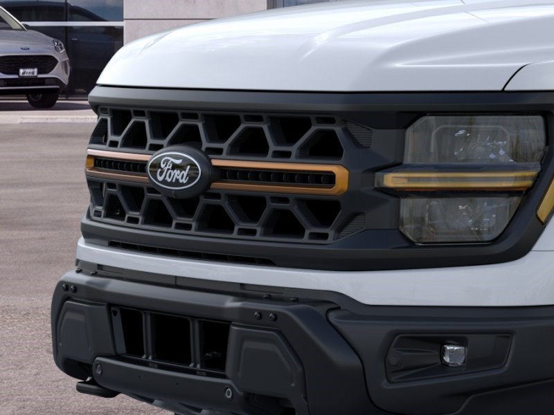 New 2026 Oxford White Ford Tremor image 18