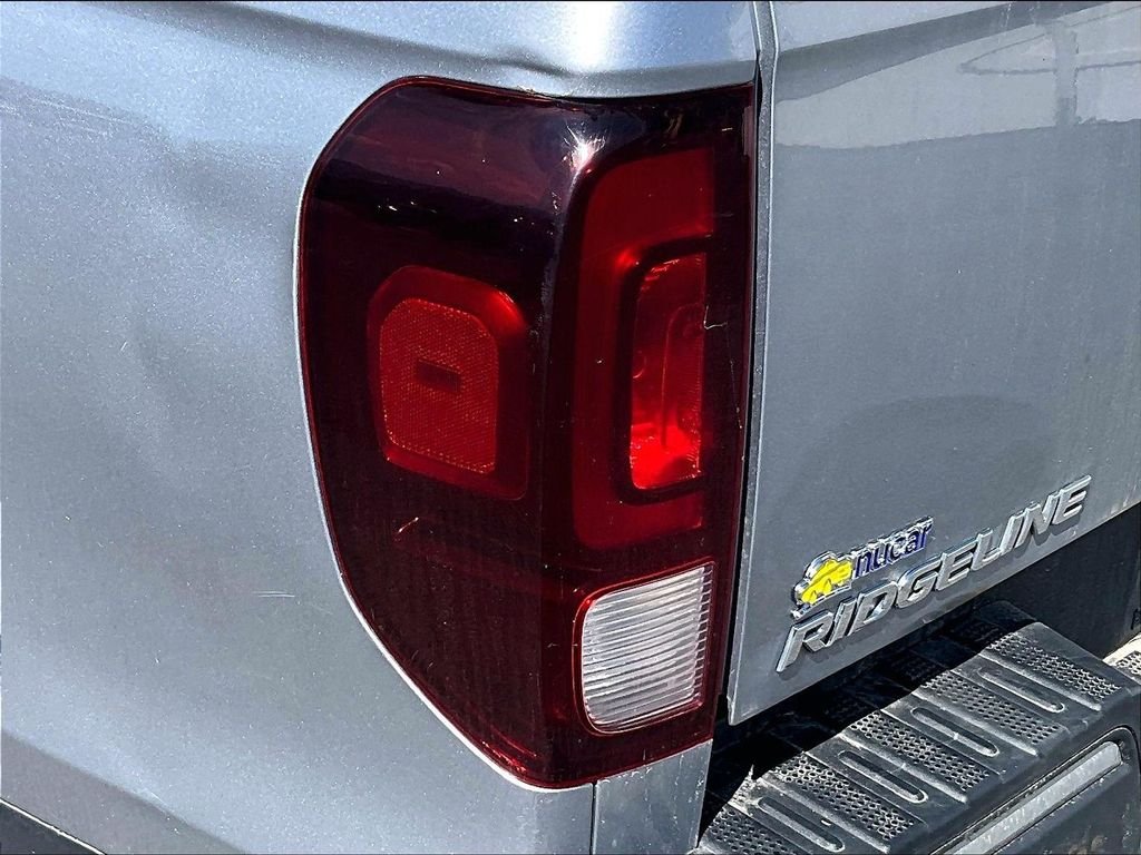 Used 2018 Gray Honda RTL-T image 31