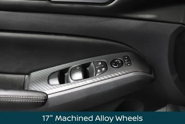 2025 Nissan Altima SV - Photo 15