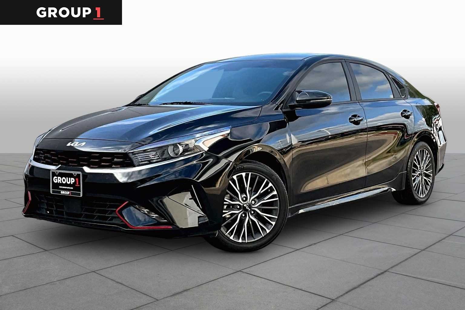 2024 Kia Forte GT-Line AT's photo