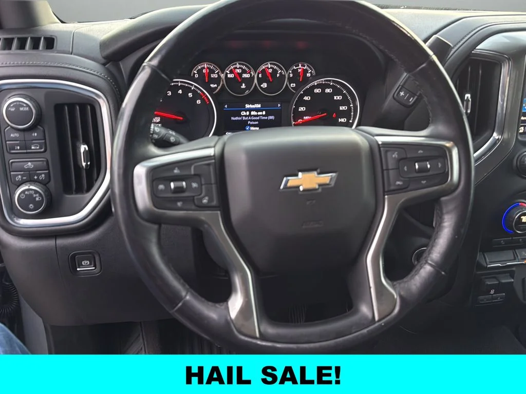 Used 2020 Gray Chevrolet LT image 25