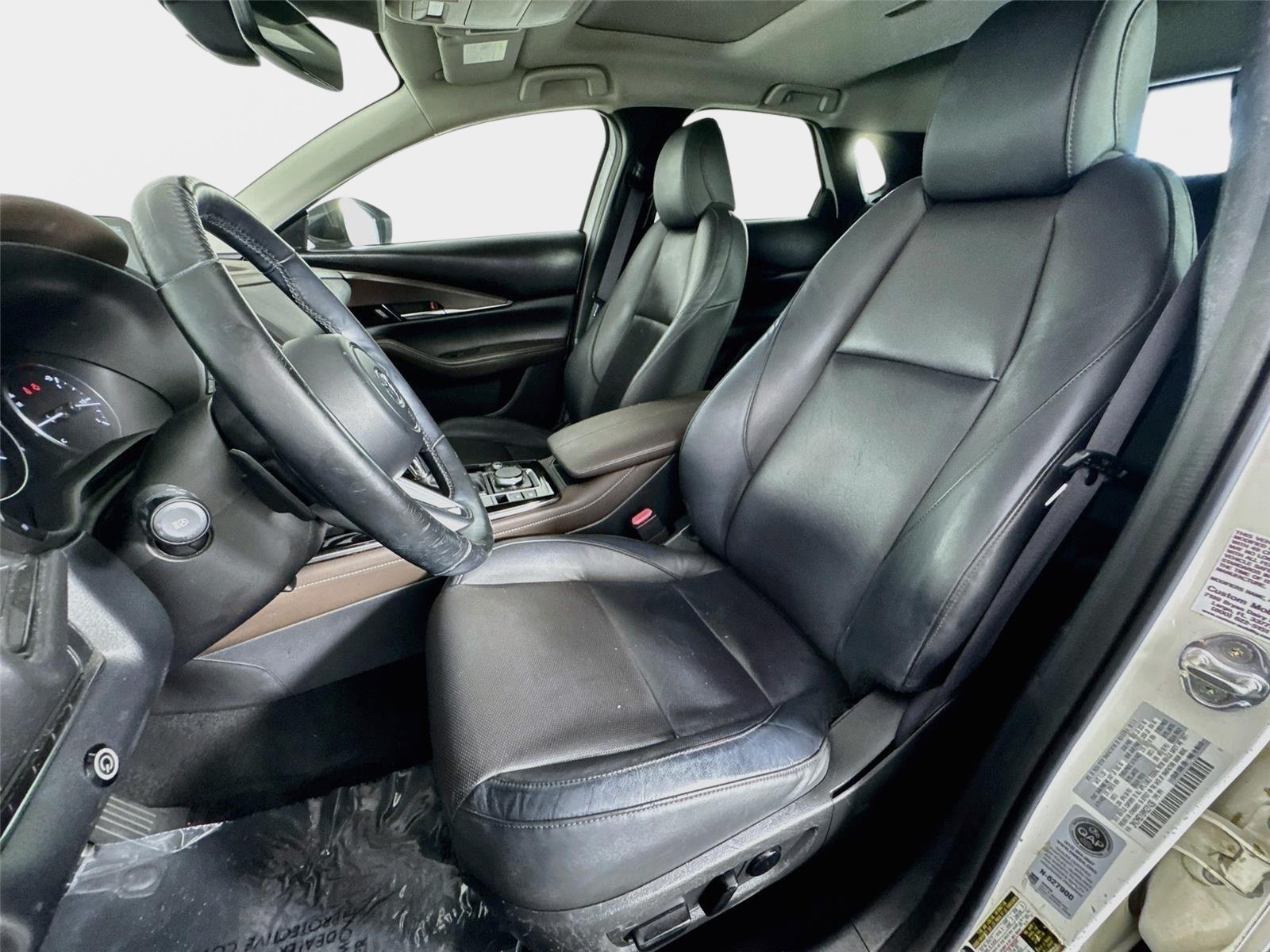 Used 2021 Snowflake White Pearl Mica Mazda Turbo Premium Package image 11