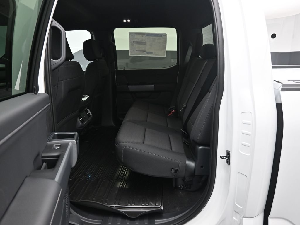 New 2026 Oxford White Ford XLT image 20