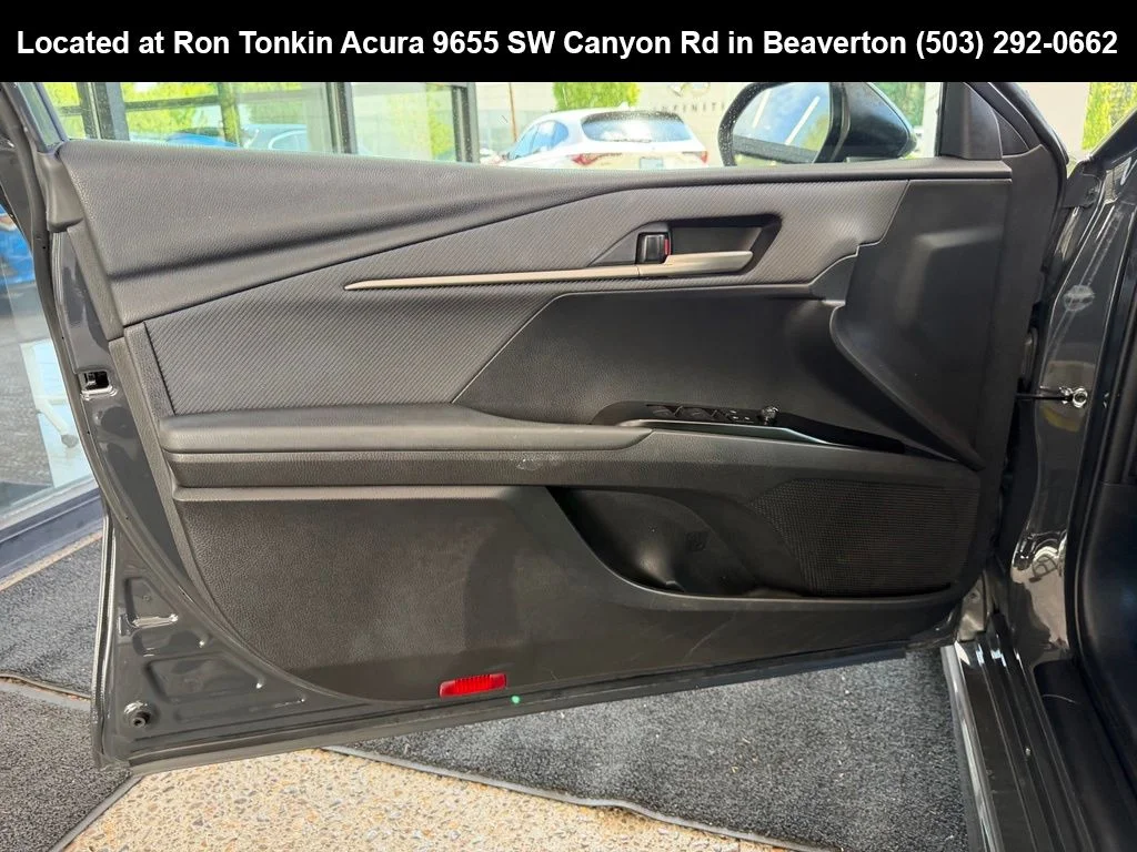 Used 2025 Heavy Metal/Midnight Black Metallic Toyota SE image 11