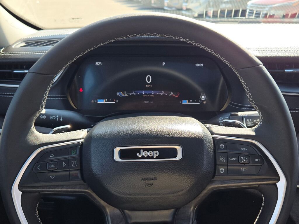 Used 2024 Gray Jeep Limited image 32