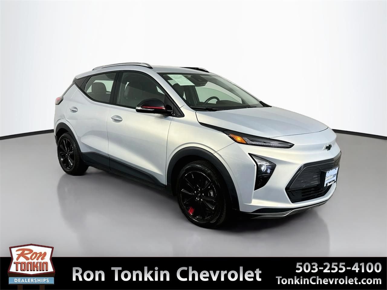 Used 2023 Silver Flare Metallic Chevrolet LT image 1