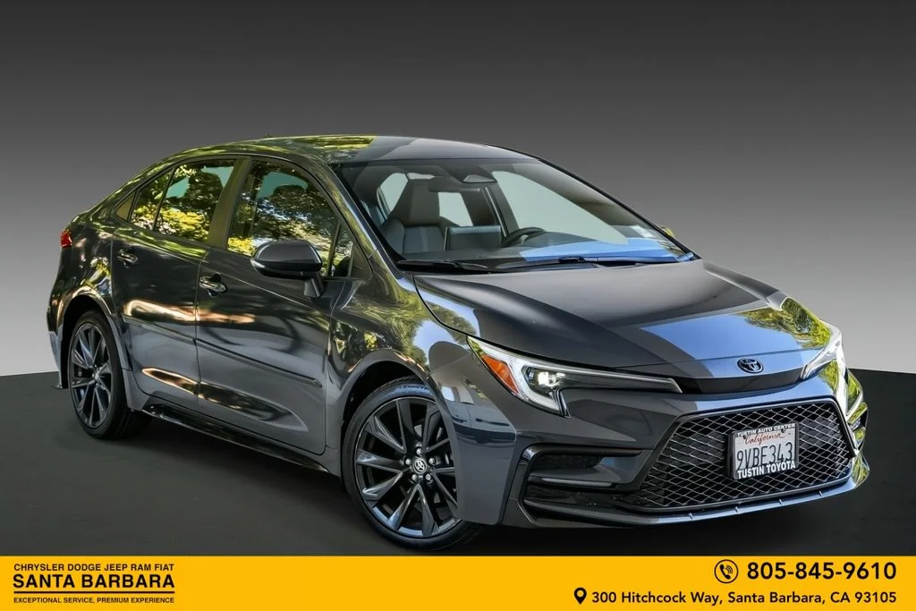 Used 2025 Gray Toyota SE image 1