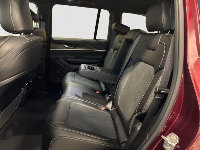New 2026 Velvet Red Pearlcoat Jeep LAREDO ALTITUDE 4X4 image 14