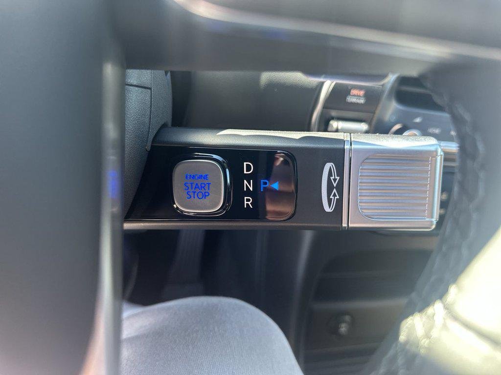 New 2027 Black Hyundai Limited AWD image 27