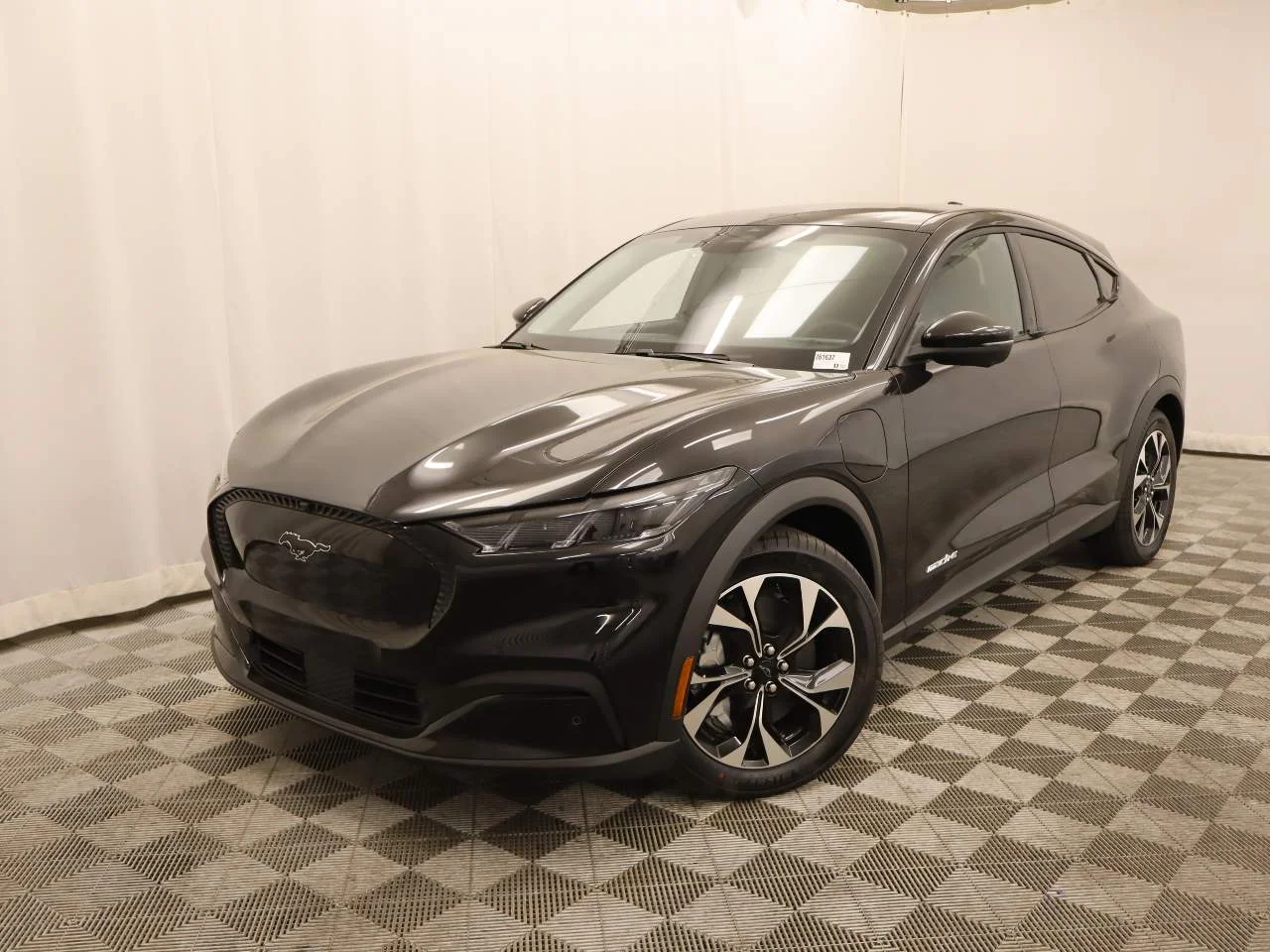 New 2026 Shadow Black Ford Select image 1