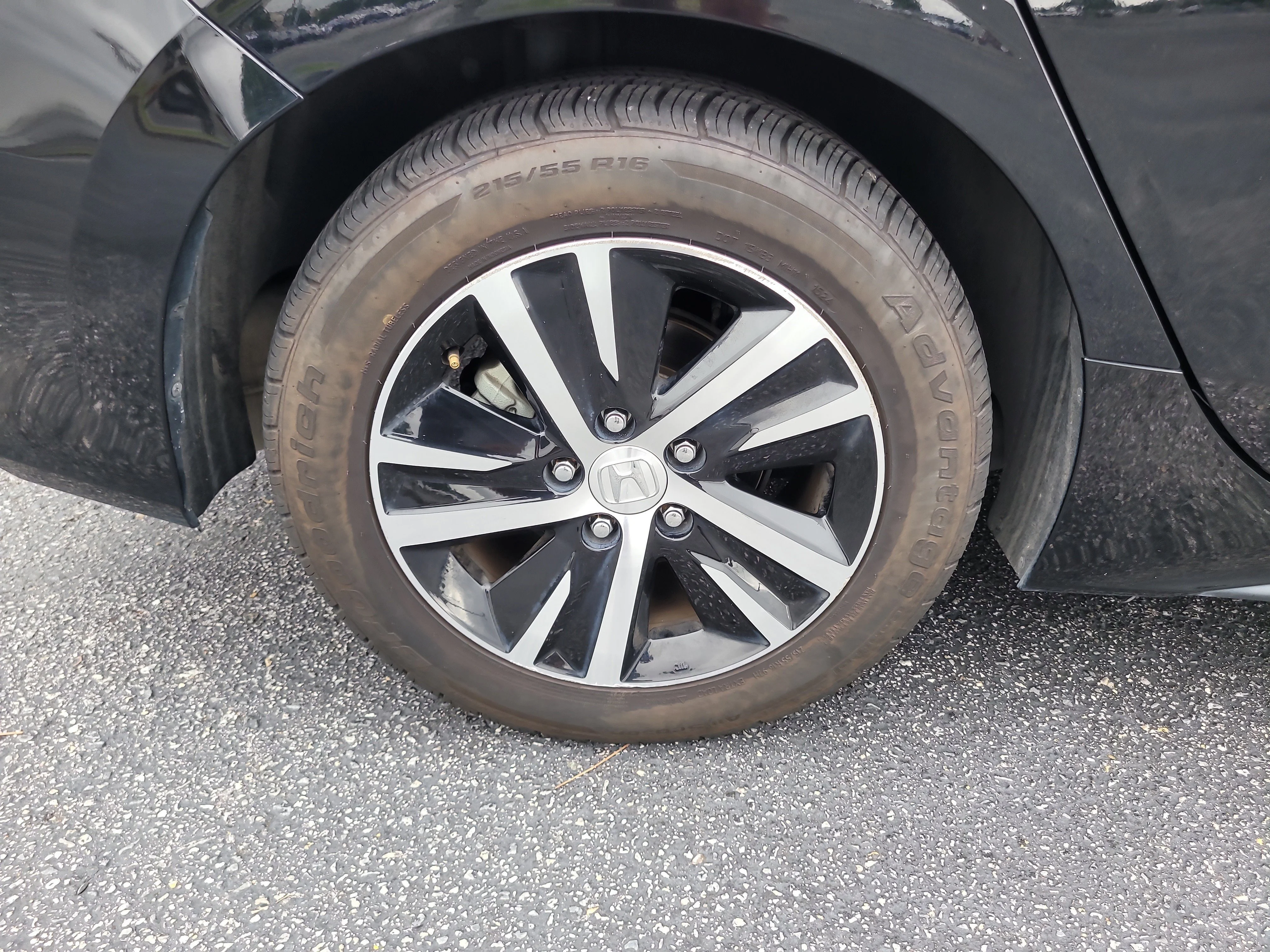 Used 2022  Honda LX image 8
